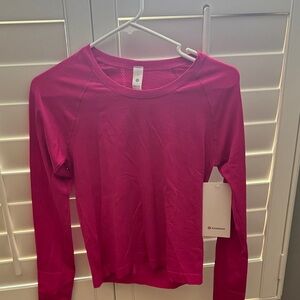 NWT Swiftly tech 2.0